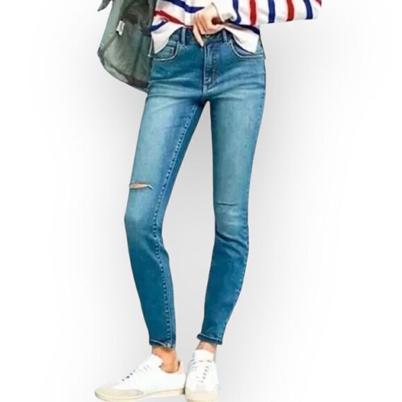 Anthropologie Pilcro High-Rise Skinny Distressed Jeans in Blue Women’s Size 26 - Picture 1 of 8
